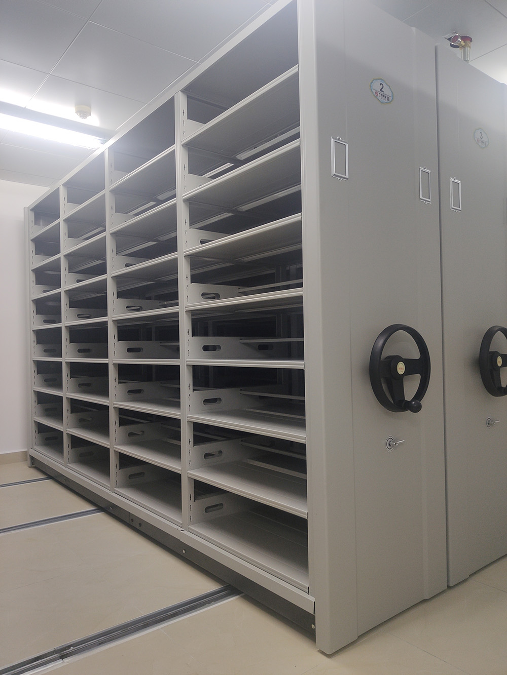 檔案密集架如何提高企業綜合競爭力?